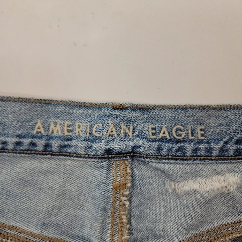 American Eagle 4 Denim Shorts 90's Boyfriend Distressed - Picture 5 of 12